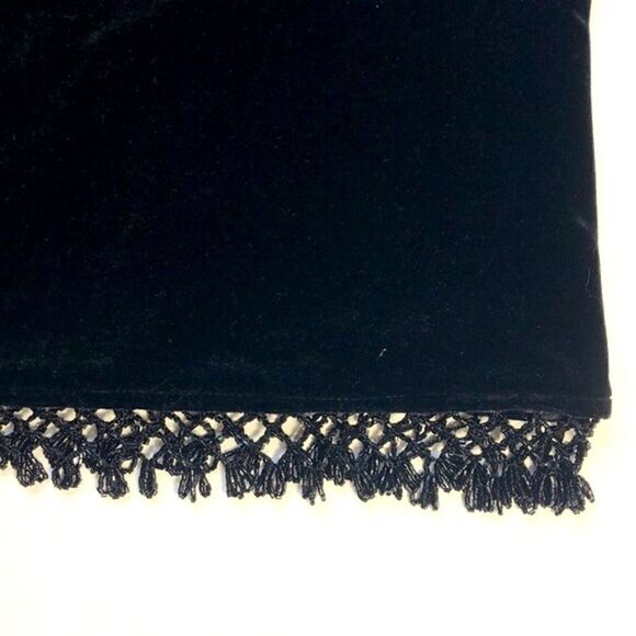 HP! XSCAPE Black Velvet Sleeveless Scoop Neck Top w Crochet Beaded Fringe (L) - Picture 4 of 8